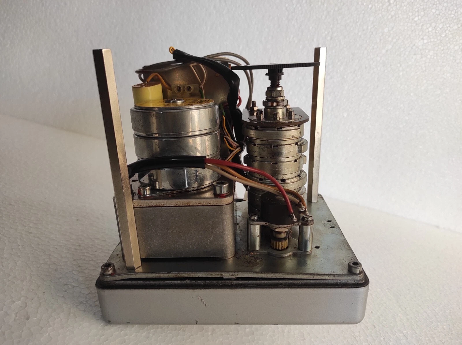 admin/uploads/uploads/Saacke Drehantrieb Servo Motor_6.webp